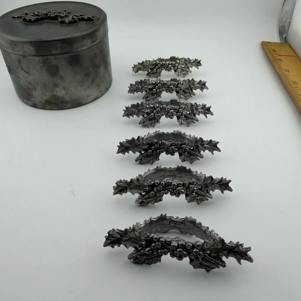 Metzke Vintage Pewter Napkin Rings Set 6 Holly Berry Christmas 1990 USA